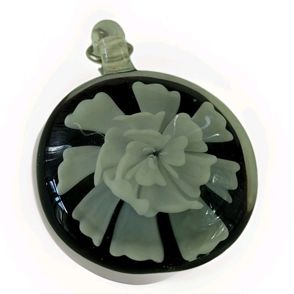 Vintage Black White Flower Lampwork Glass Pendant Clear Art Glass 14g